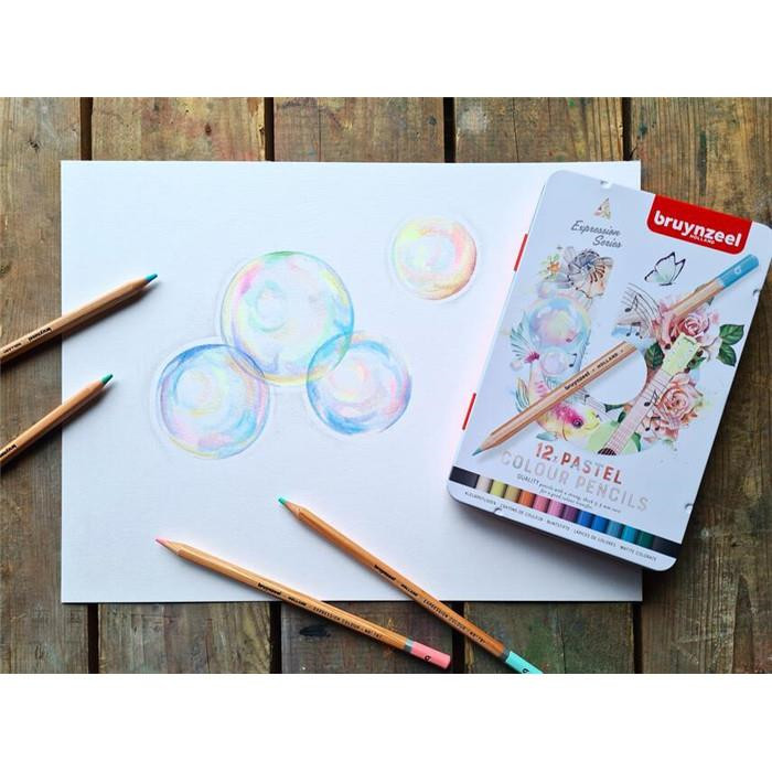 Livre de Coloriage avec 12 Crayons de Coloriage pour Enfants, Planche Livre de Coloriage avec 12 Crayons de Coloriage pour Enfants, Planche