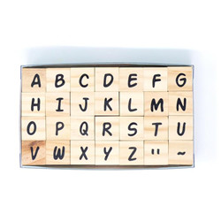 Stampo alphabet majuscule medium